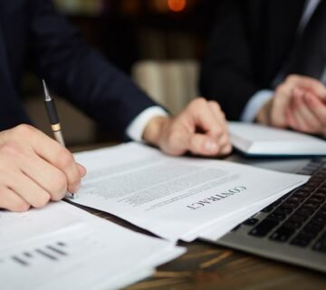 توثيق العقود فى دبى