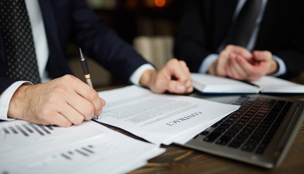 توثيق العقود فى دبى